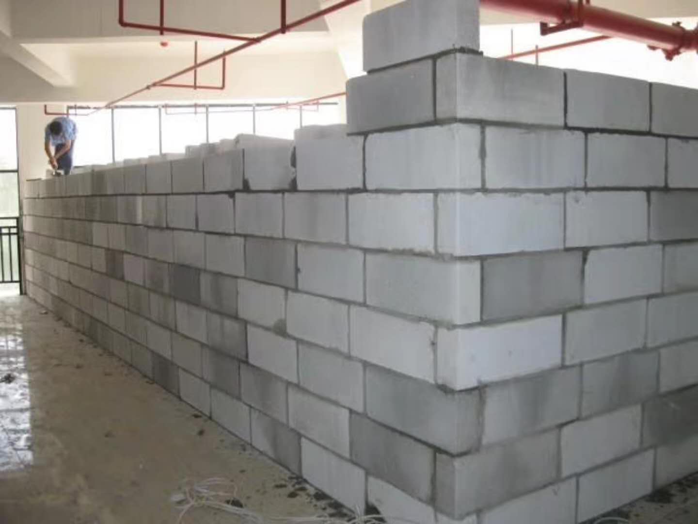 垦利蒸压加气混凝土砌块承重墙静力和抗震性能的研究